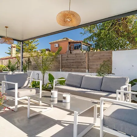 Holiday home 3 Bedroom Awesome In Chiclana De La Fronter Chiclana de la Frontera