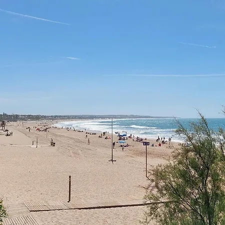 3 Bedroom Awesome In Chiclana De La Fronter Holiday home
